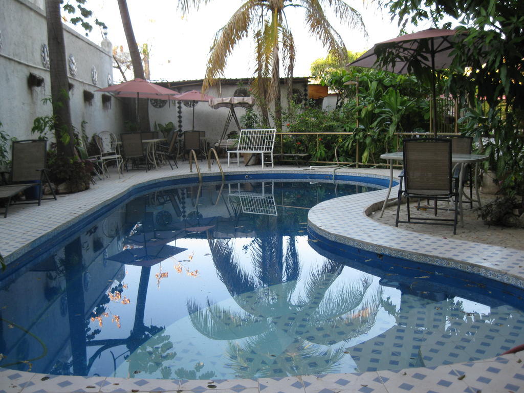 Pacot Breeze Hotel Musseau Εξωτερικό φωτογραφία