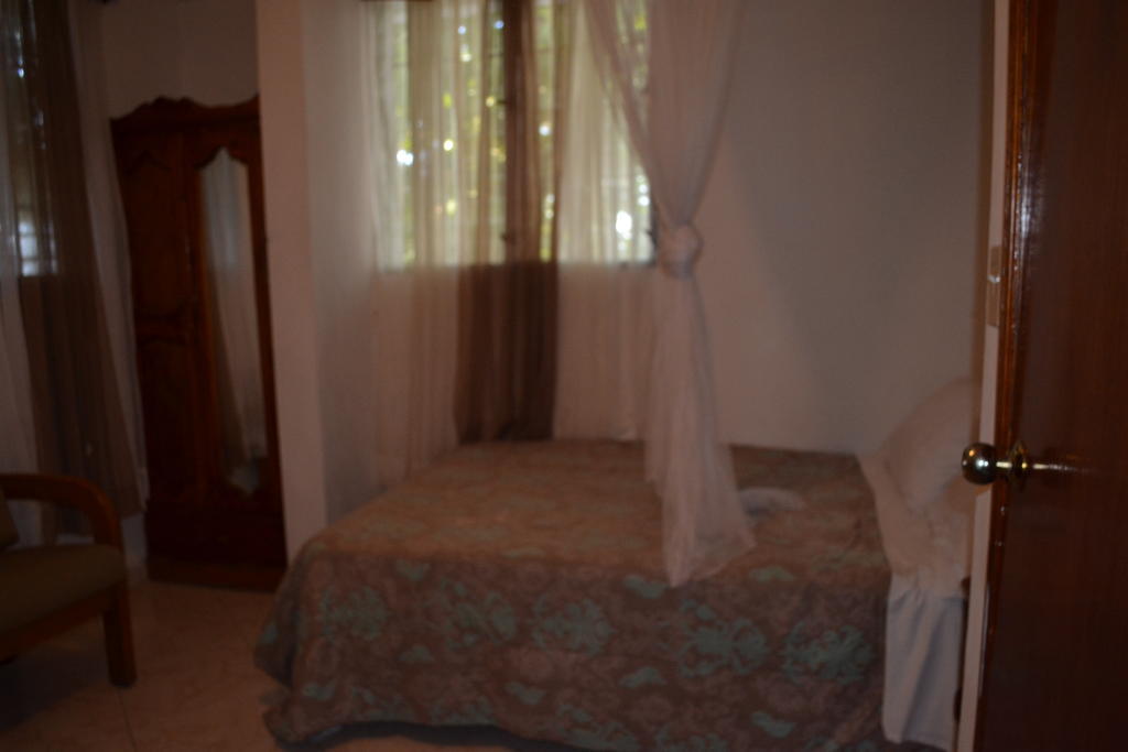 Pacot Breeze Hotel Musseau Εξωτερικό φωτογραφία