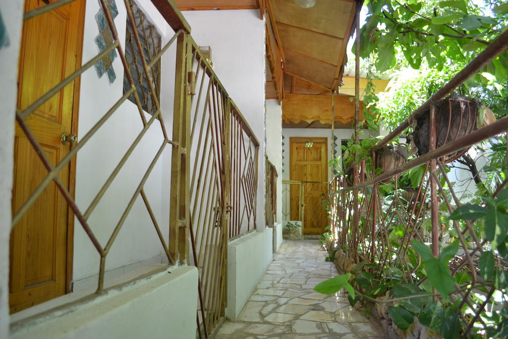 Pacot Breeze Hotel Musseau Εξωτερικό φωτογραφία