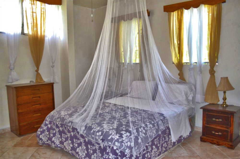 Pacot Breeze Hotel Musseau Εξωτερικό φωτογραφία